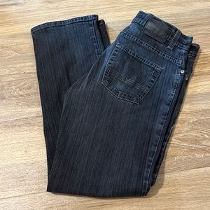 🔵Women’s jeans. Size 33. Brand Point Zero